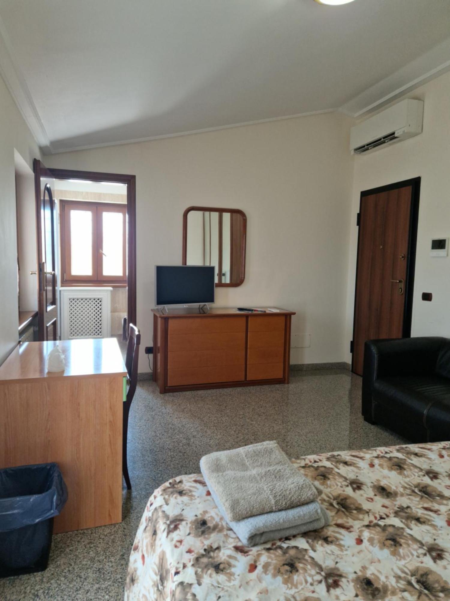 מלון רומא Castelbarco House B מראה חיצוני תמונה